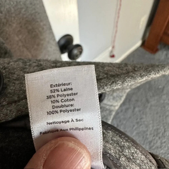 Talbots wool blend women's blazer, size 8, three pocket, button closure, gray - Picture 5 of 7